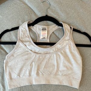 Light Gray Gymshark sports bra